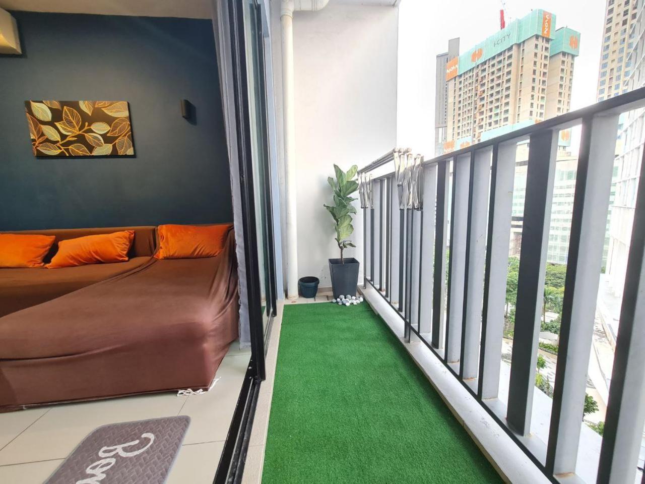 9Pax 2R2B Family Suite, I-City, I-Suite, Hyde, Beside Theme Park, Wifi 50-55" Smart Tv Shah Alam Exteriör bild