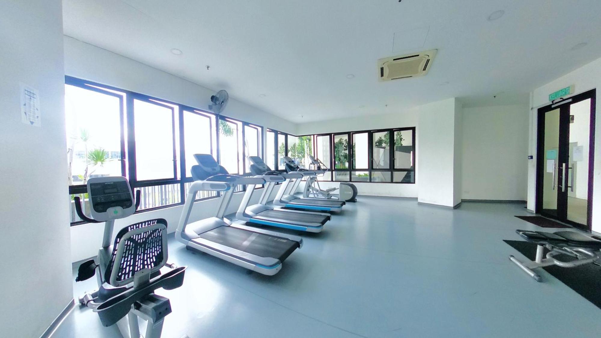 9Pax 2R2B Family Suite, I-City, I-Suite, Hyde, Beside Theme Park, Wifi 50-55" Smart Tv Shah Alam Exteriör bild
