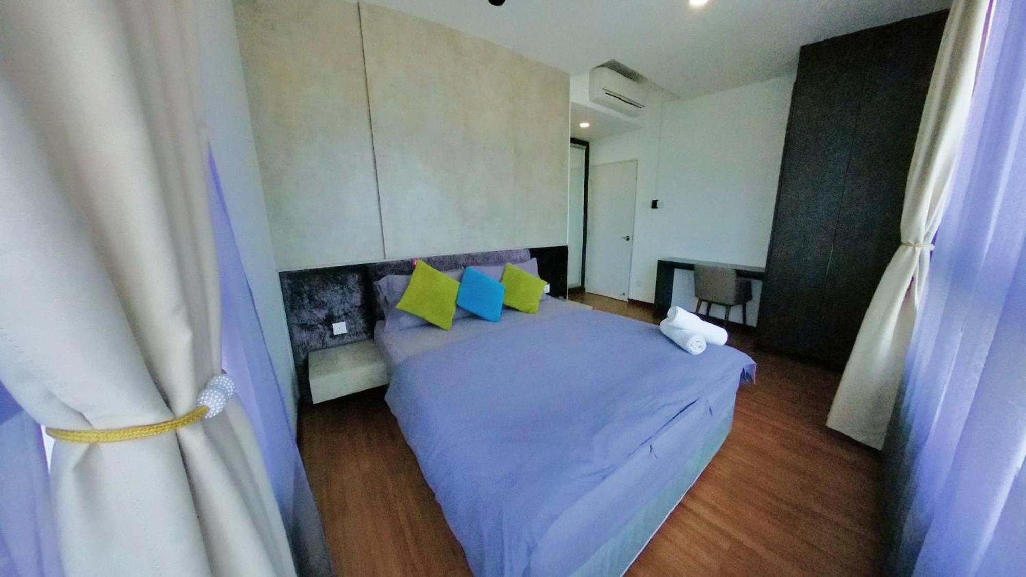 9Pax 2R2B Family Suite, I-City, I-Suite, Hyde, Beside Theme Park, Wifi 50-55" Smart Tv Shah Alam Exteriör bild