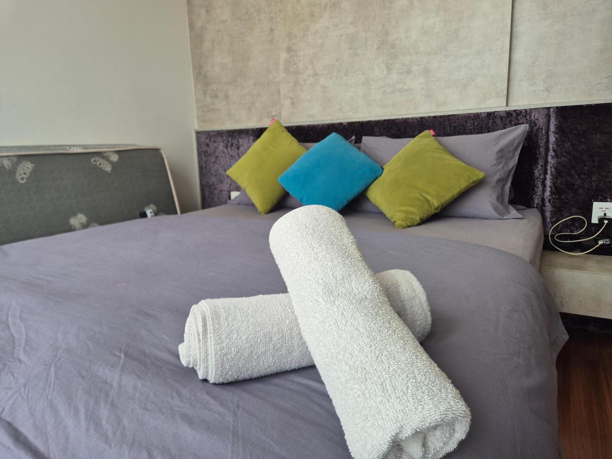9Pax 2R2B Family Suite, I-City, I-Suite, Hyde, Beside Theme Park, Wifi 50-55" Smart Tv Shah Alam Exteriör bild
